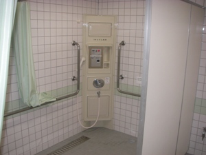 シャワー室.JPG