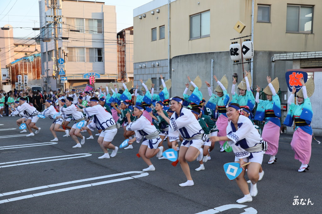 阿波踊り競演